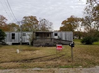 513 Stafford St, Edna, TX 77957