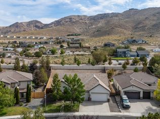 10700 Summer Glen Dr, Reno, NV 89521