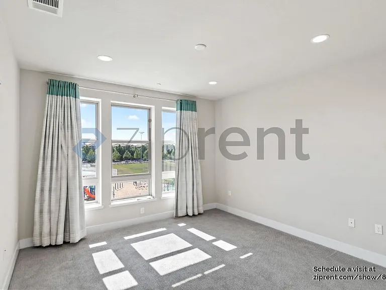 1757 Hazelnut Ln — Photo 19