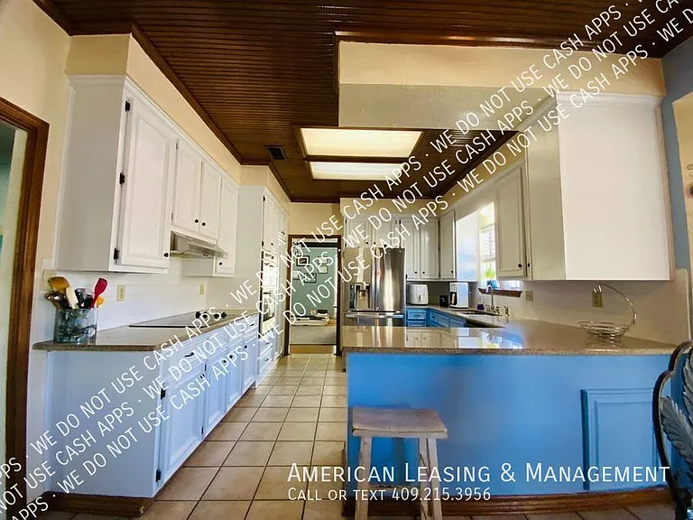 4820 Edgewood Ln — Photo 20