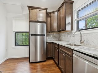 350 Arlington Ave FLOOR 1, Jersey City, NJ 07304