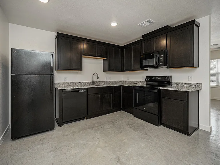 1250 Croft Ln — Photo 17