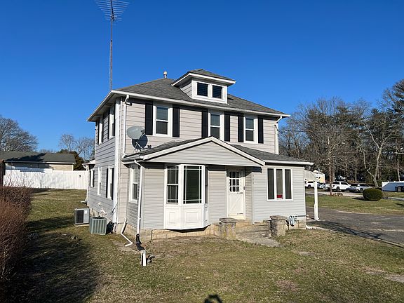 4th image of 311 N Chew Rd