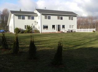 595 E McAdams Rd, Longview, WA 98632