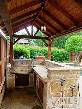 5th image of 2505 Highgate Dr