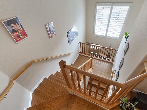 2nd image of 60 Windcrest Ln