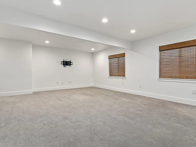 14806 S Queens Garden Ln — Photo 22