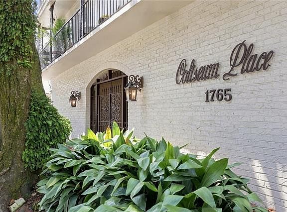 2nd image of 1765 Coliseum St #224
