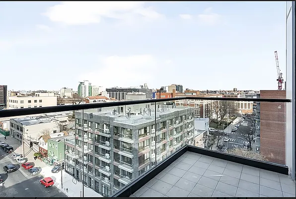 Rented by E Realty International Corp | media 10