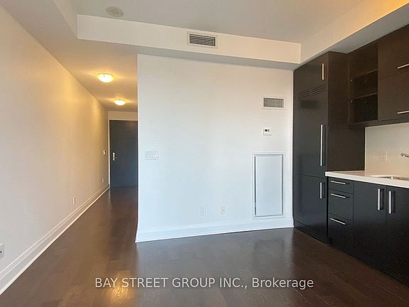 5th image of 65 Saint Mary St #2910