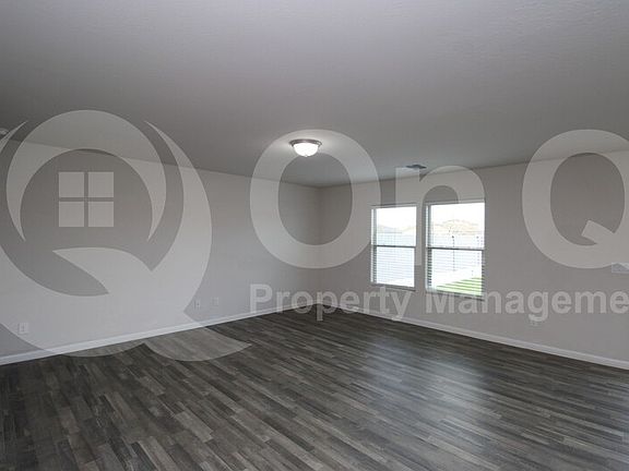 5th image of 148 W Dewey Ave