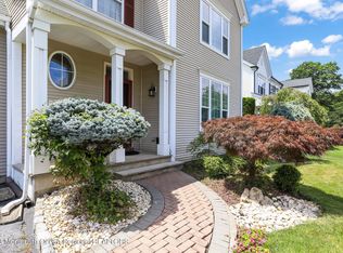 6 Bernadette Rd, Morganville, NJ 07751