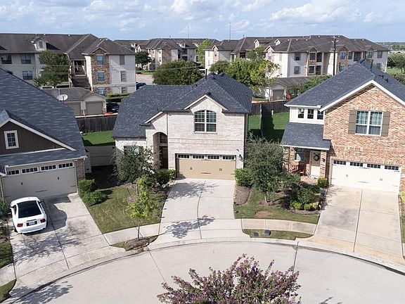 3rd image of 1502 Summer City Dr