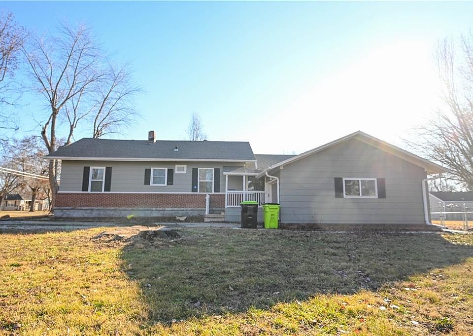 1102 S Butler Dr Harrisonville Mo 64701 Zillow