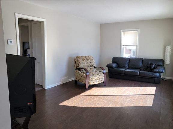 5th image of 269 E 327th St
