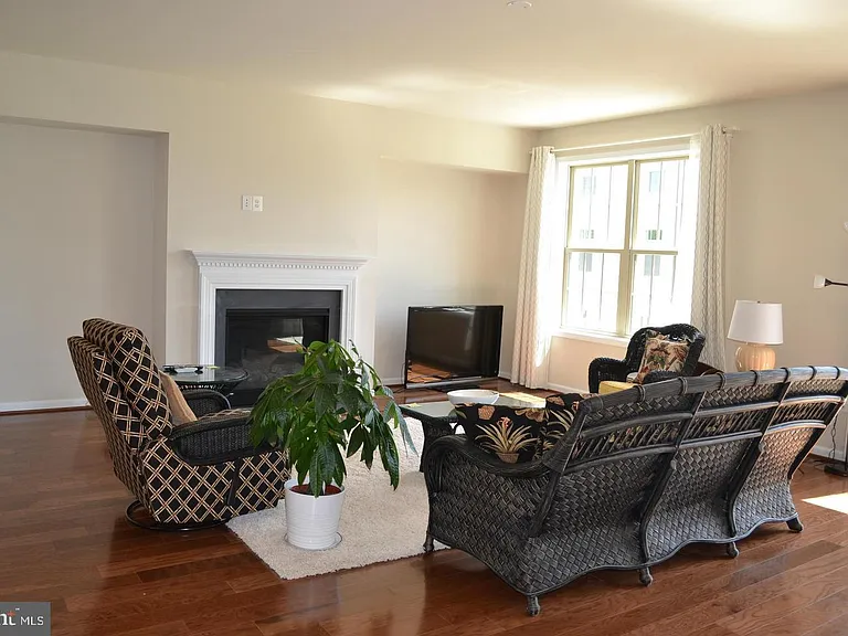 6707 Pinchot Ln — Photo 7
