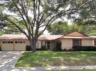 6039 Forest Rdg, San Antonio, TX 78240