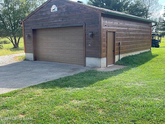 5th image of 2165 Hibbs Ln