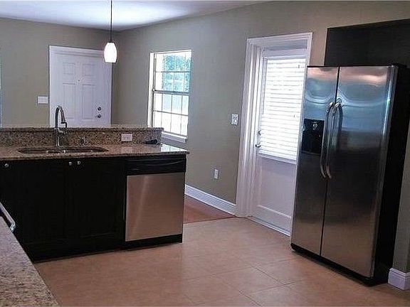 2nd image of 3912 W Pearl Ave