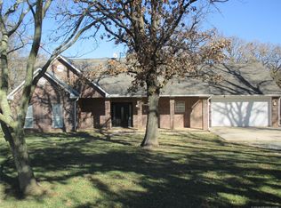 688 Sunshine Ln, Durant, OK 74701