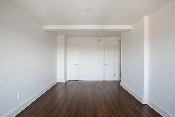 Rented by Stonehenge NYC LLC | media 11