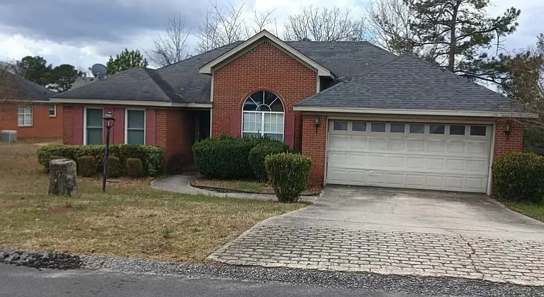 2514 Lennys Dr — Photo 1