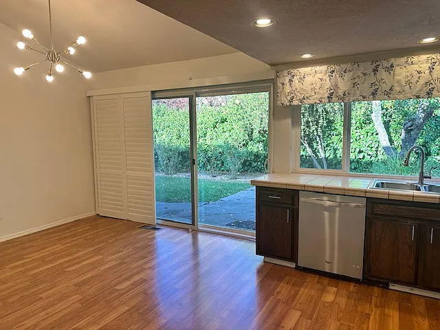 1642 Calavaras Dr — Photo 8