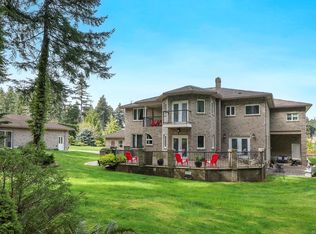 1781 Thurber Rd, Comox Valley, BC V9M 3Z5
