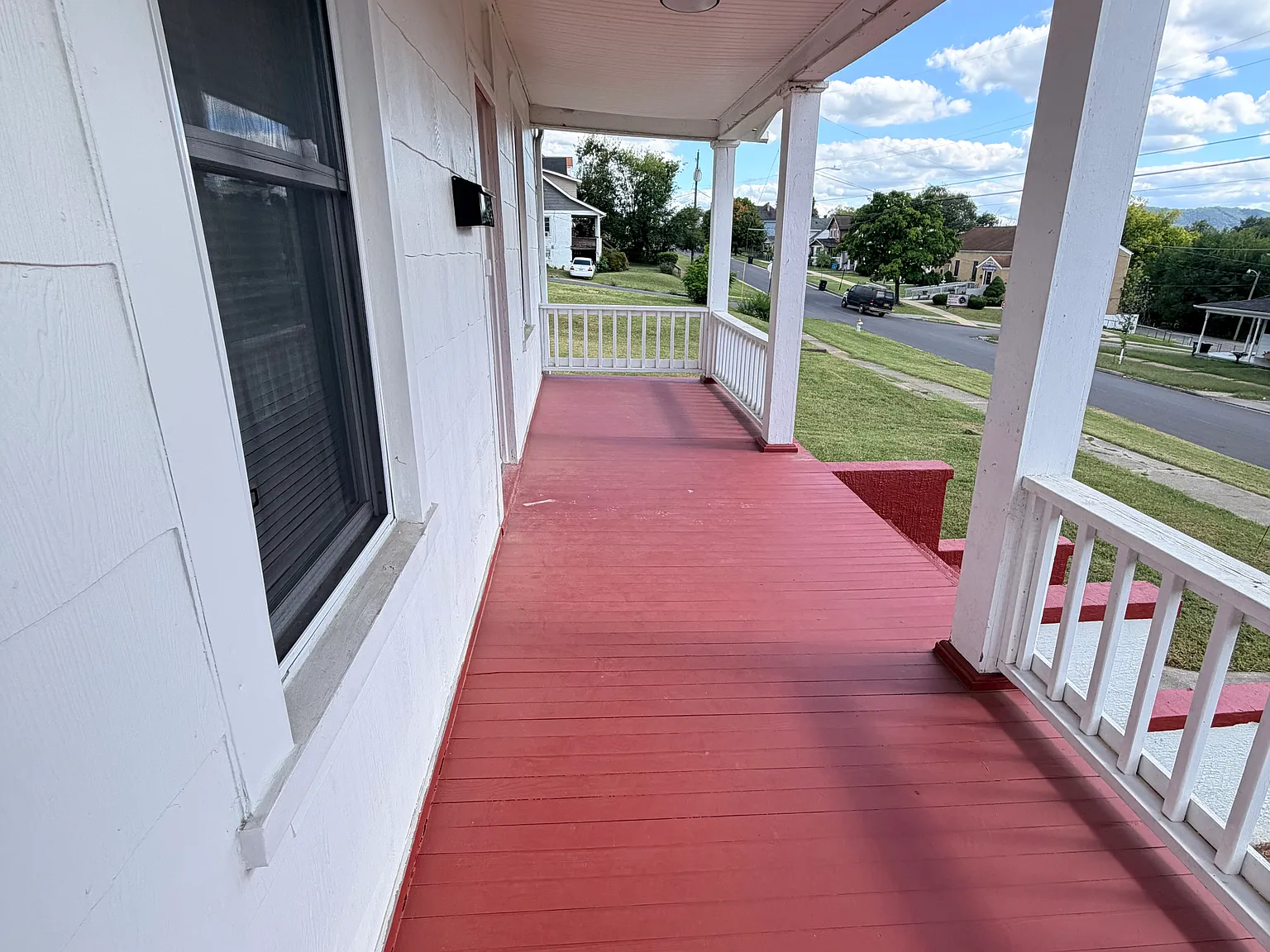 3 bed, 6996 sqft, $1,400 — Photo 3
