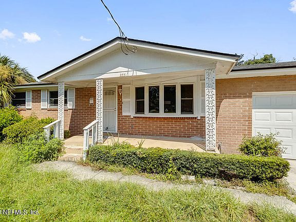 2nd image of 2351 BARRY Drive S