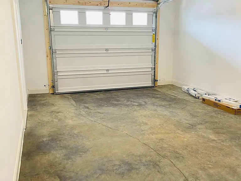 1244 Harvest Ct — Photo 3