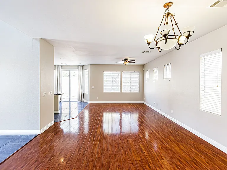 8018 Retriever Ave — Photo 6