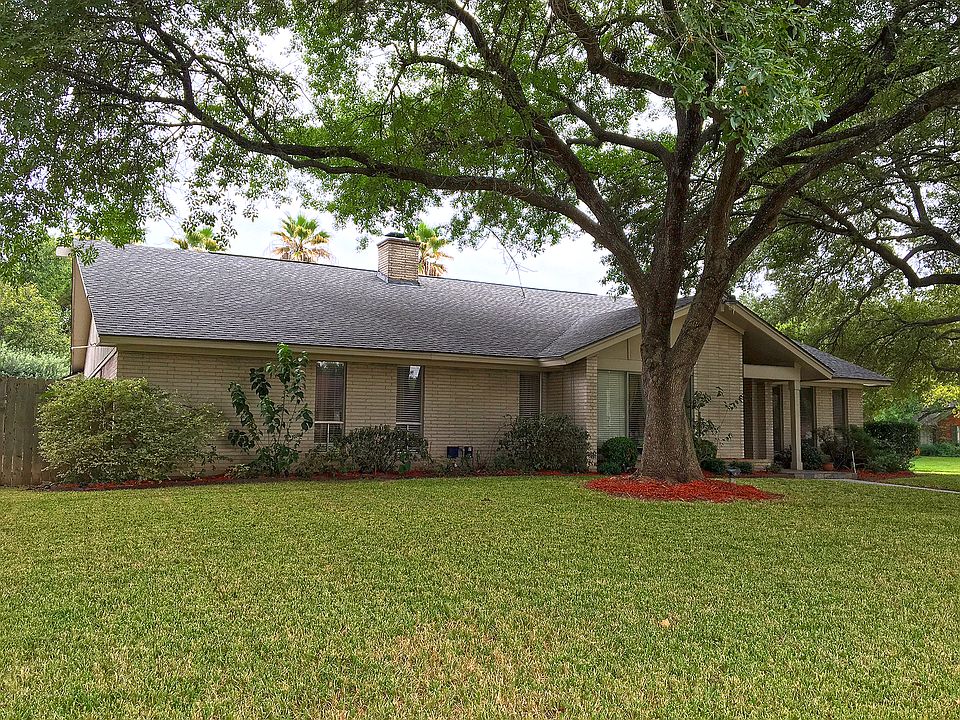 2nd image of 7710 Moonmist Dr