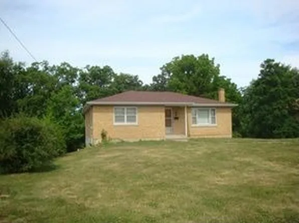 1714 Tanner Bridge Rd, Jefferson City, MO 65101