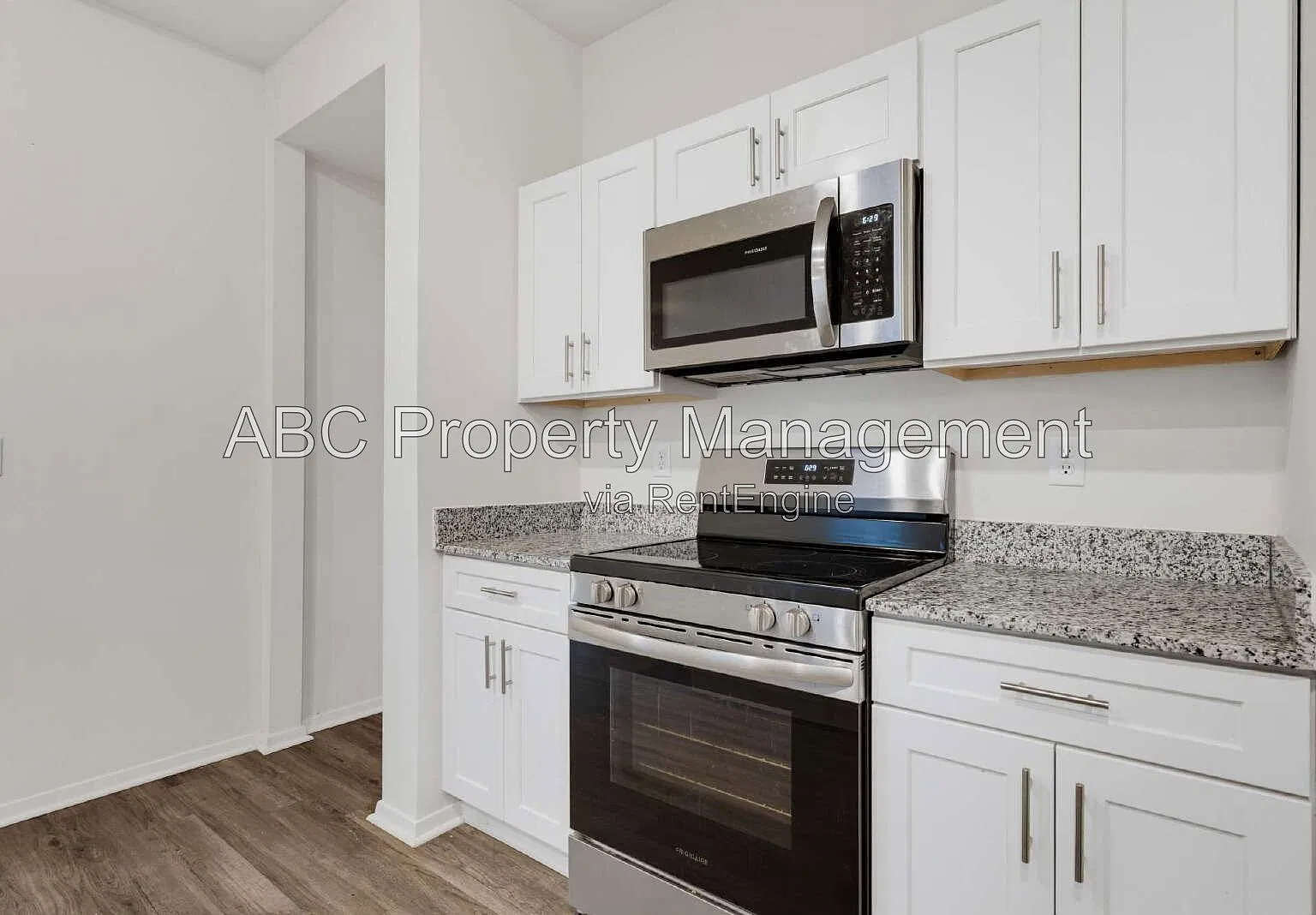 4 bed, 2.0 bath, 1496 sqft, $1,800 — Photo 4