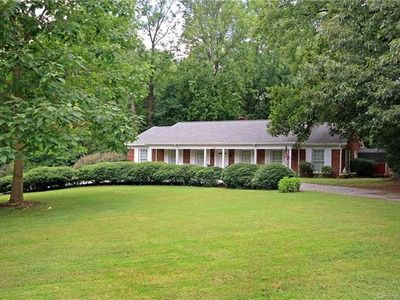 100 Brookmeade Dr, Statesville, NC, 28625