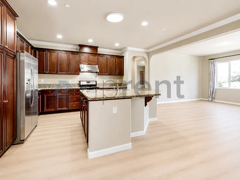 5617 Monaghan Way — Photo 3