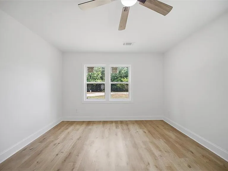 1073 Grayson Pkwy — Photo 20