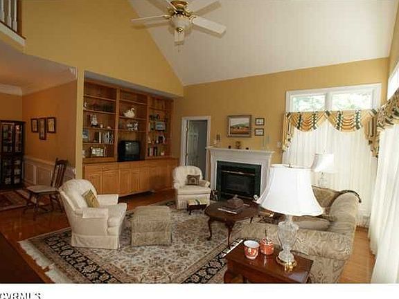 4th image of 12104 Kershaw Pl