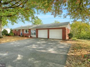 38 Parkview Dr, Elizabethtown, PA 17022