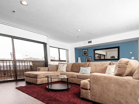 4th image of 727 S Ardmore Ave APT 208