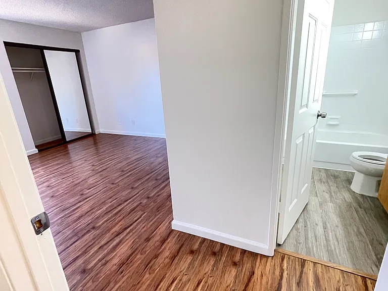 2425 Canada Blvd #102 — Photo 19