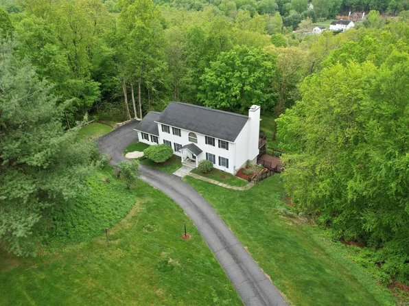 8 Austin Drive, New Fairfield, CT 06812
