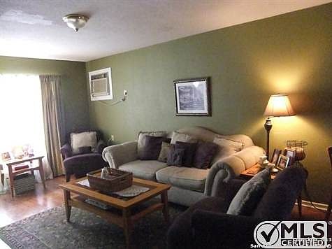 2nd image of 459 Pilgrim Dr