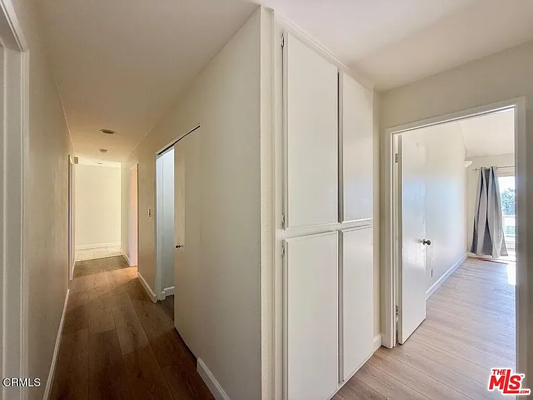 574 Island View Cir — Photo 14