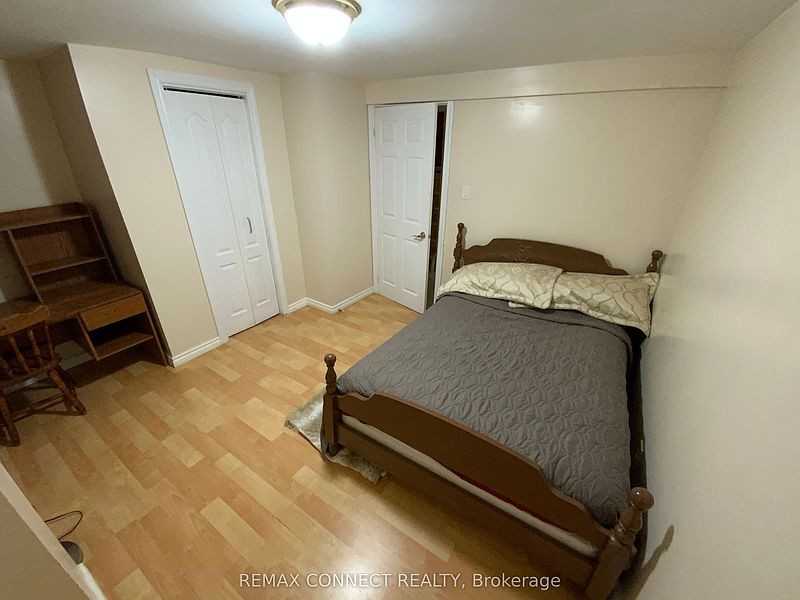 Toronto House for rent - 2 Bedrooms — photo 9
