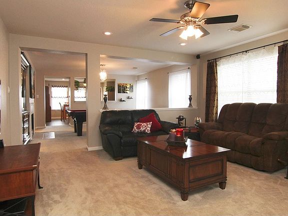 4th image of 4819 Mountain Timber Dr