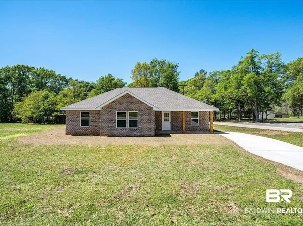 10170 Pecan St, Grand Bay, AL 36541