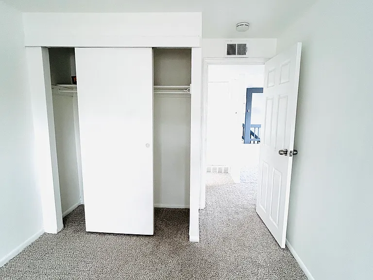 10931 Modena Dr #2 — Photo 31