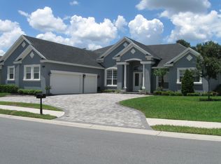 654 Whisper Woods Dr, Lakeland, FL 33813